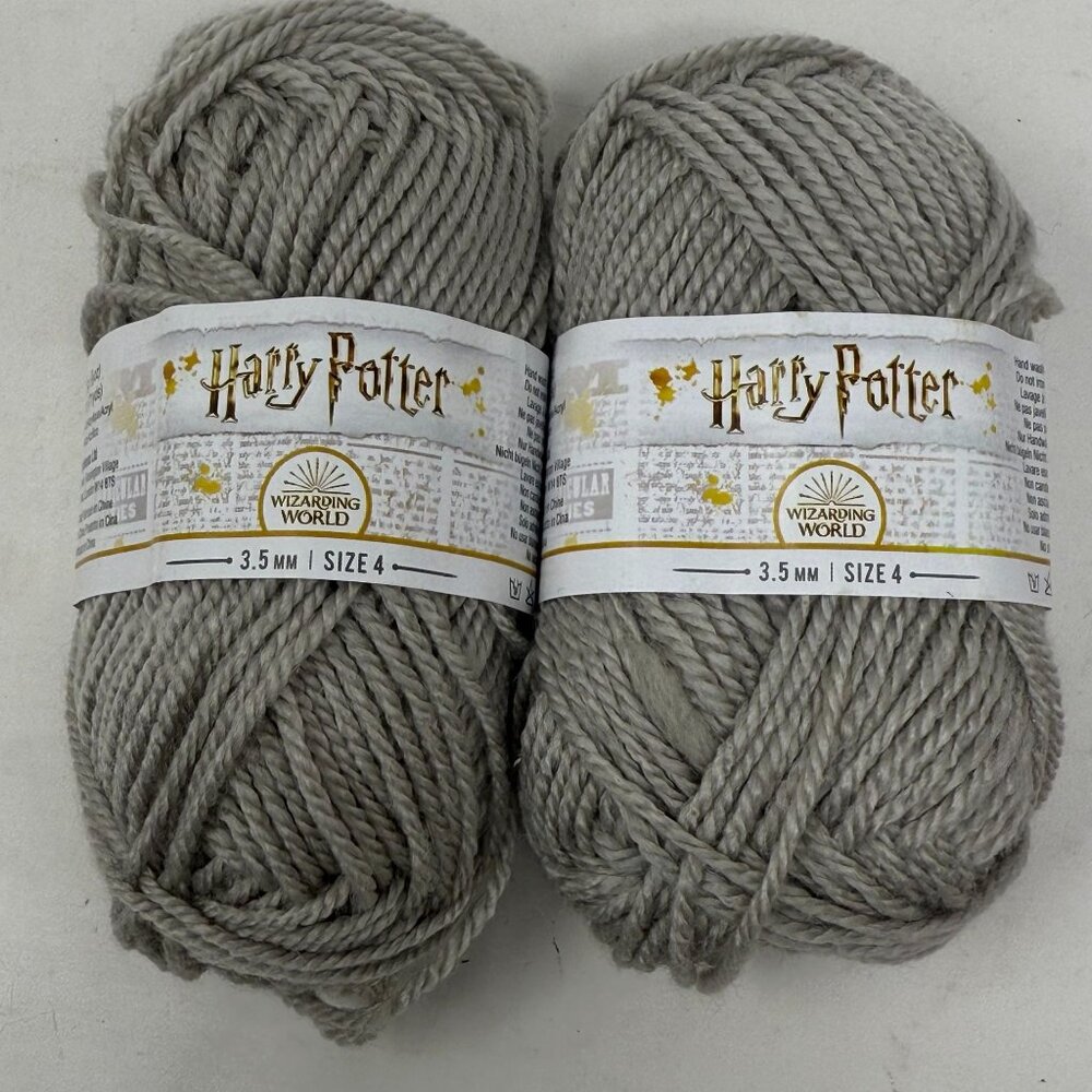 Harry Potter Wizarding World Yarn 3.5mm Size 4 Silver 100% Acrylic Replacement